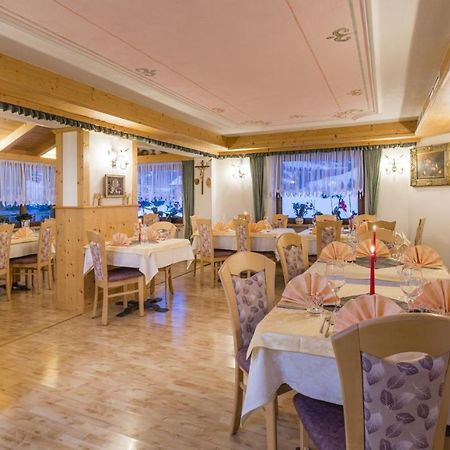 Hotel Runcac Badia  Exteriér fotografie