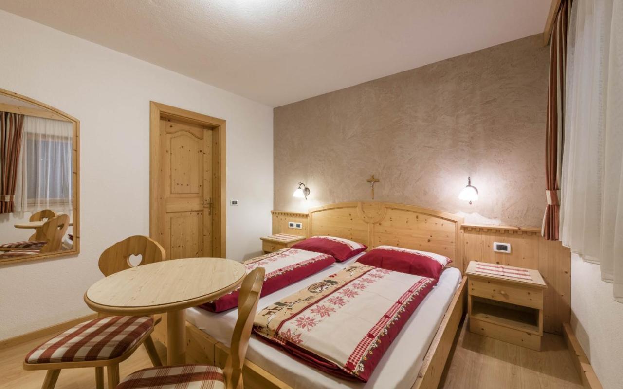 Hotel Runcac Badia  Exteriér fotografie