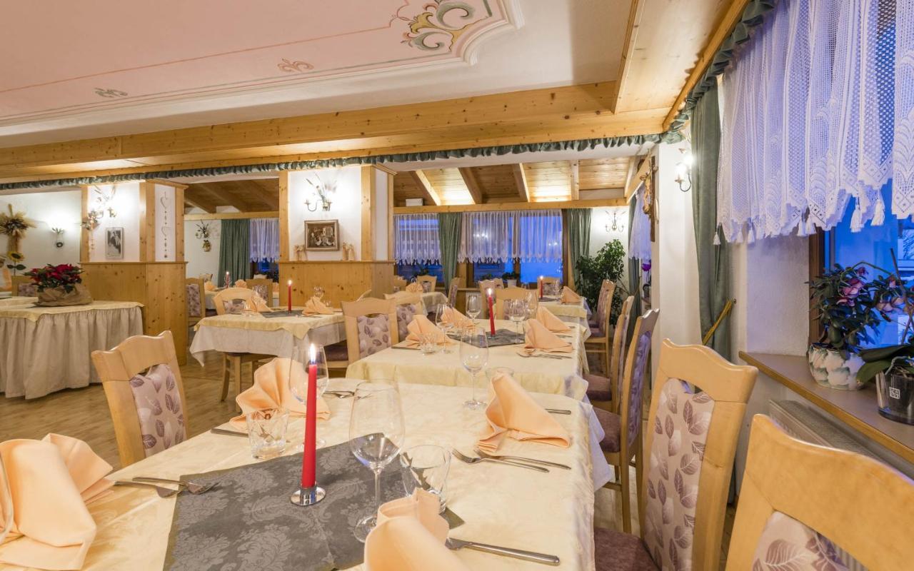 Hotel Runcac Badia  Exteriér fotografie