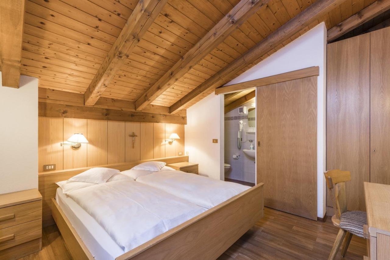 Hotel Runcac Badia  Exteriér fotografie